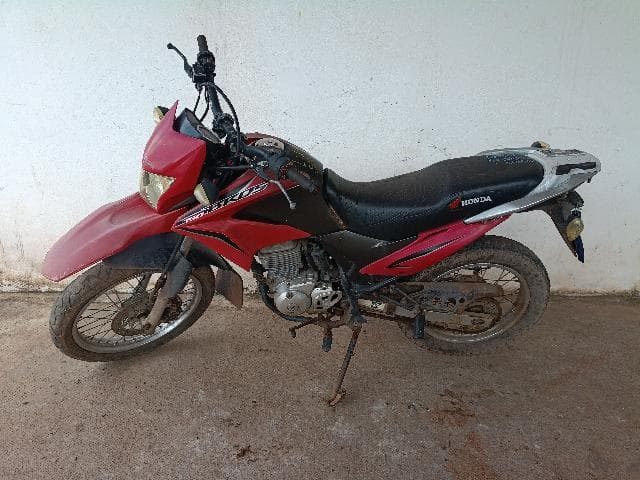 Honda NXR 150 Bros ESD 2013, vermelha