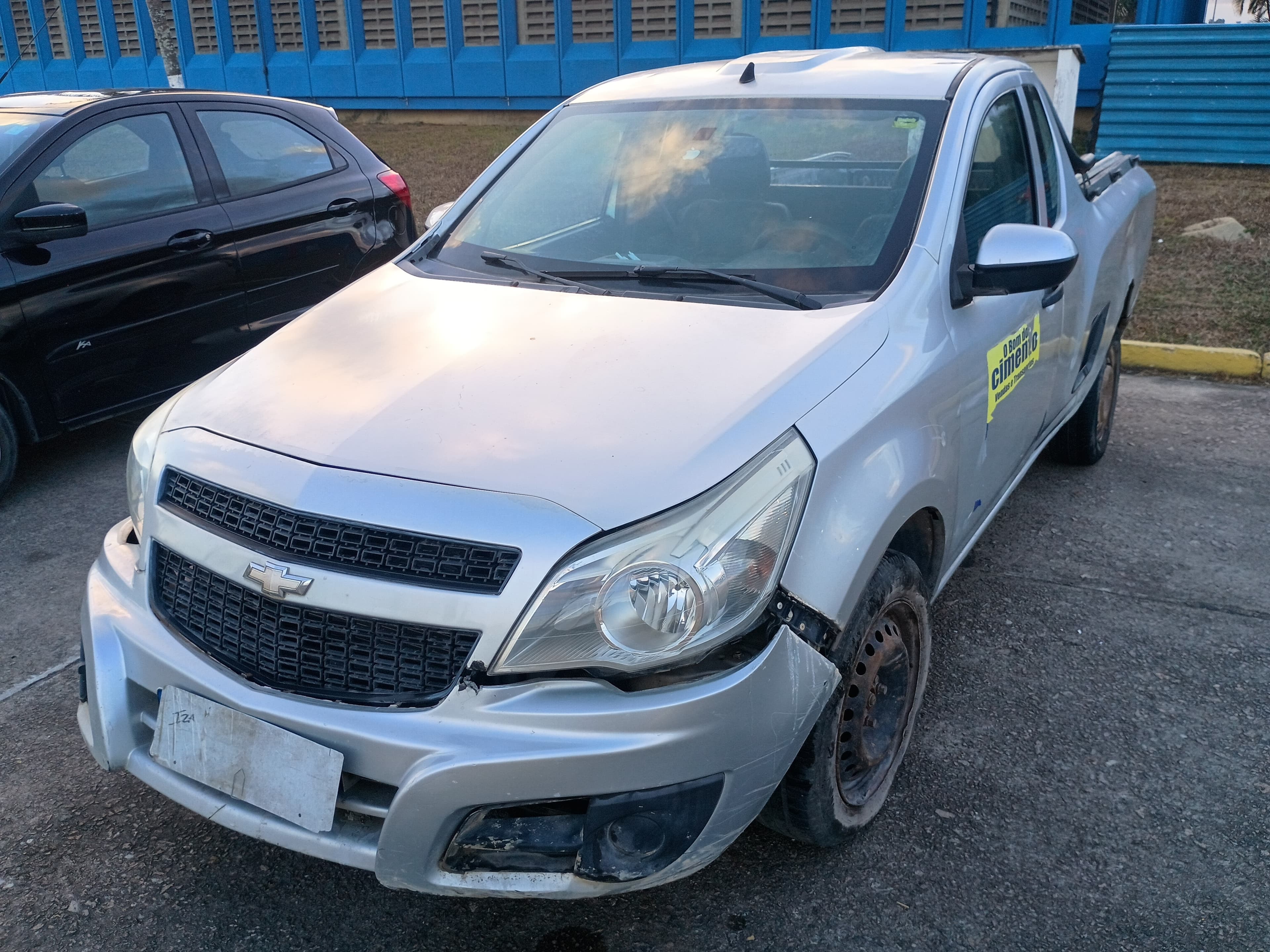 Chevrolet Montana LS 2015 — foto 2