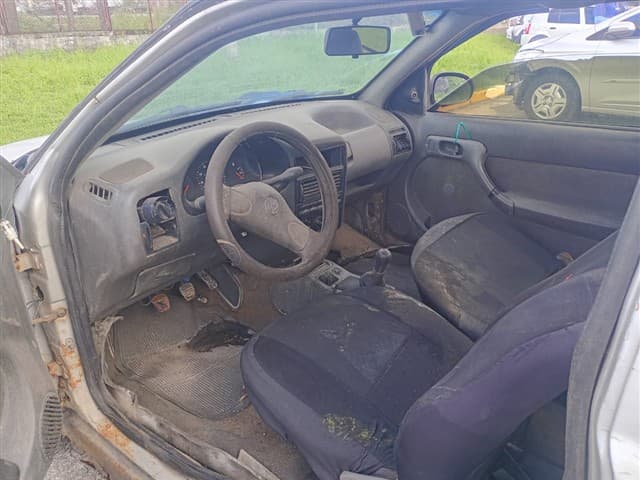 Volkswagen GOL I 1997 — foto 22
