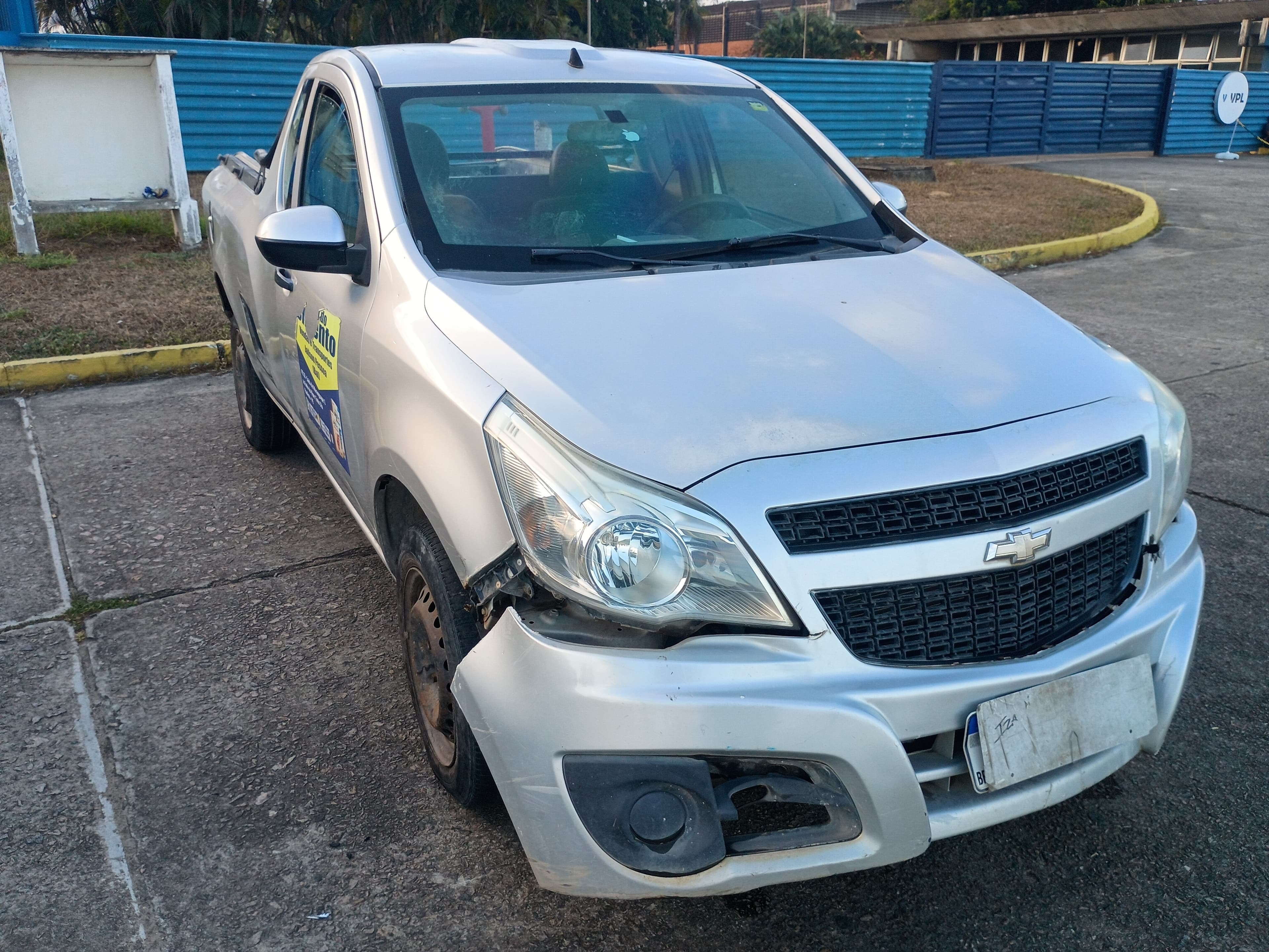 Chevrolet Montana LS 2015 — foto 3