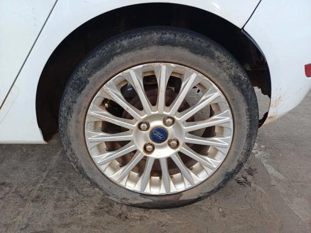 Ford Fiesta HA 1.6l TI a 2015 — foto 22