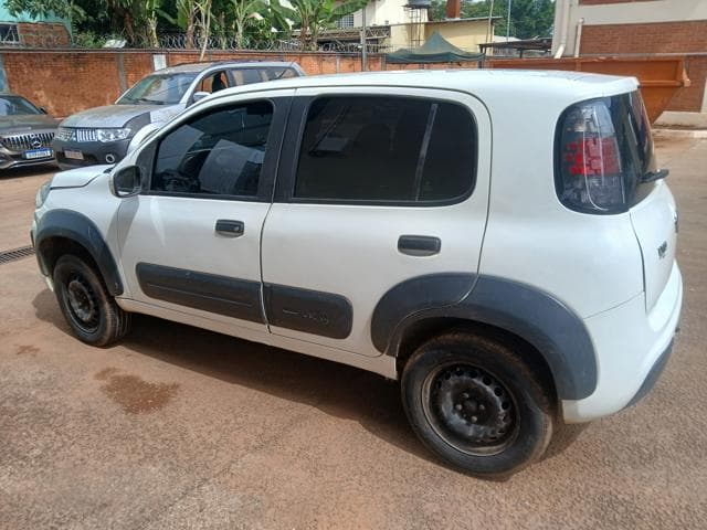 Fiat UNO WAY 1.0 e 2020 — foto 5