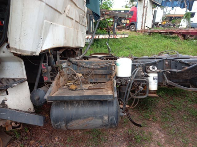 Mercedes-Benz Atron 2324 2012 — foto 20