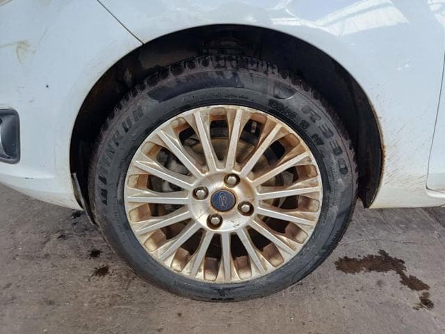 Ford Fiesta HA 1.6l TI a 2015 — foto 21