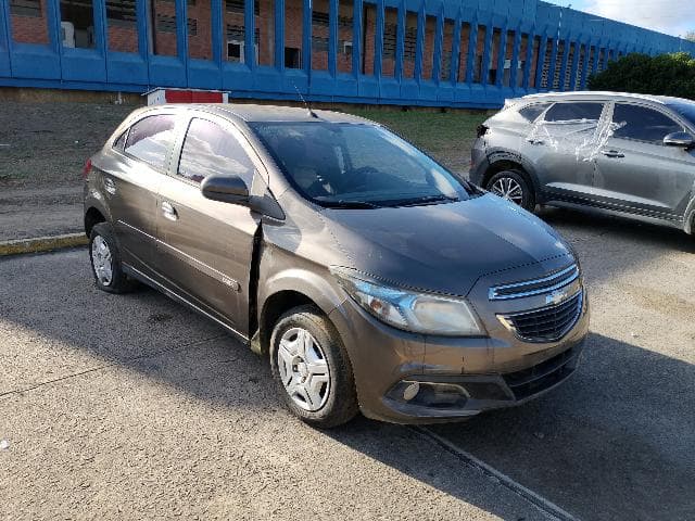 Chevrolet Onix 1.4mt LTZ 2014 — foto 3
