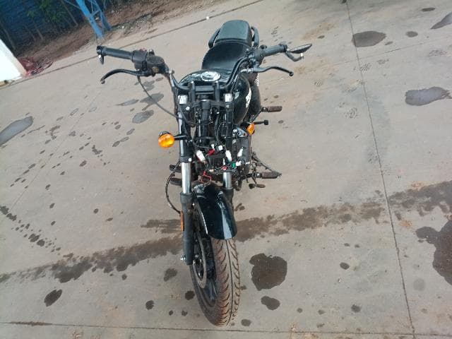 Royal Enfield Meteor F 2026 — foto 5