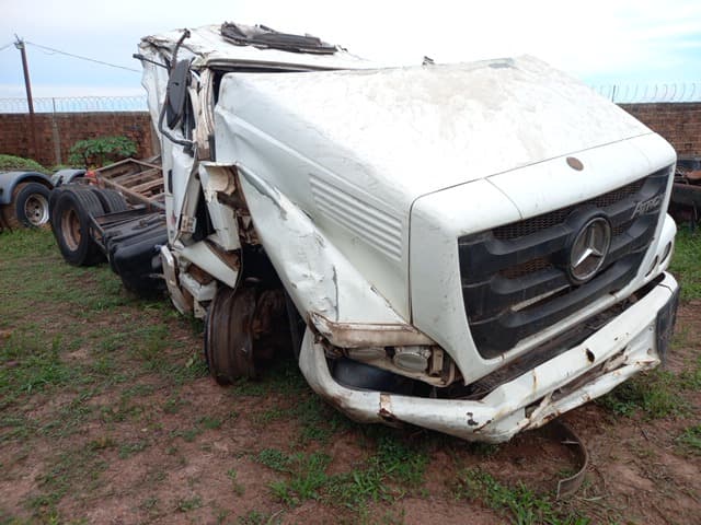 Mercedes-Benz Atron 2324 2012 — foto 2