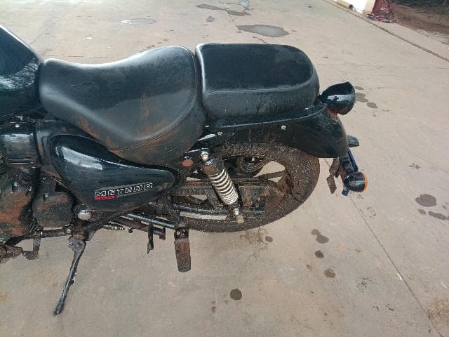 Royal Enfield Meteor F 2026 — foto 8