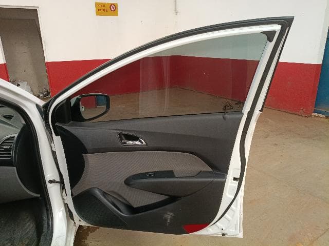 Hyundai Hb20s 1.6m Comf 2015 — foto 26
