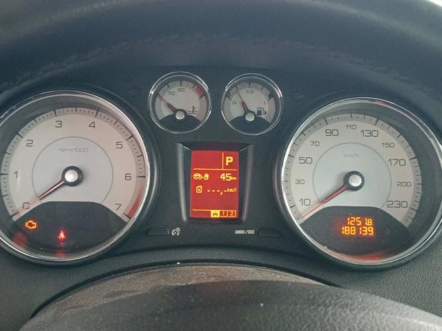 Peugeot 308 Feline 2013 — foto 7