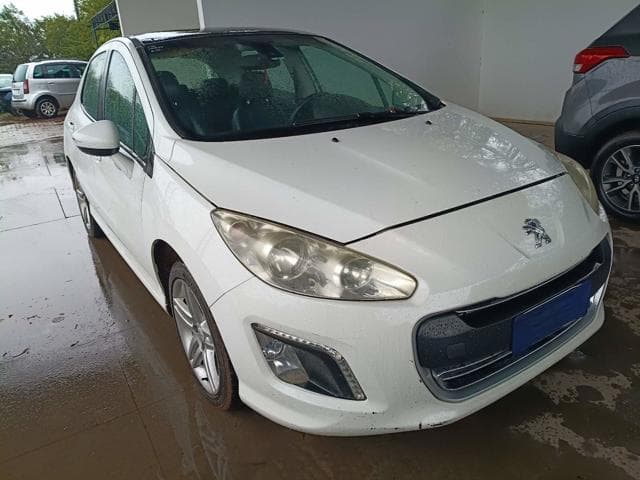 Peugeot 308 Feline 2013 — foto 2