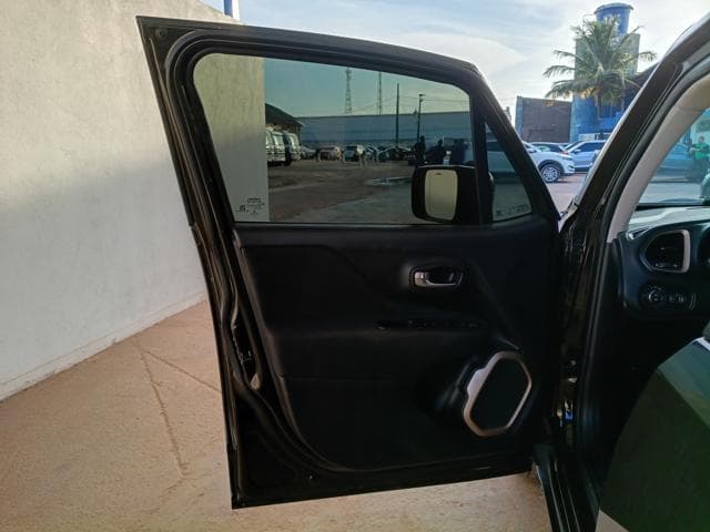 Jeep Renegade Sport AT 2017 — foto 16