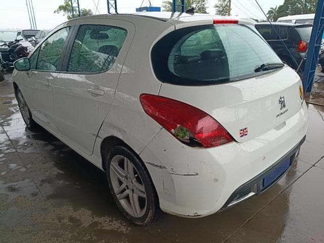 Peugeot 308 Feline 2013 — foto 3