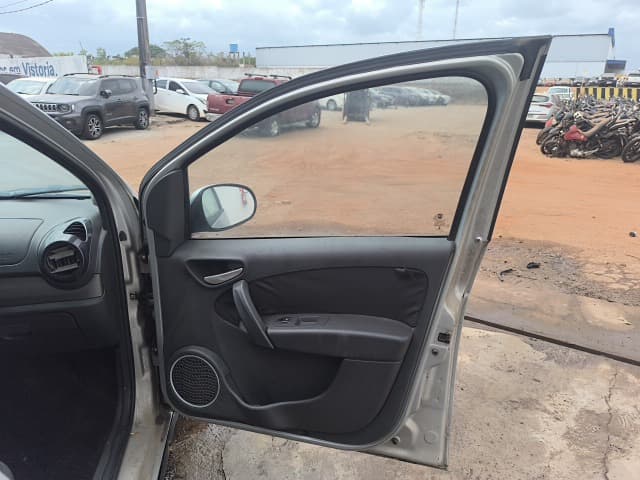 Fiat Siena Attractiv 1.4 2013 — foto 15