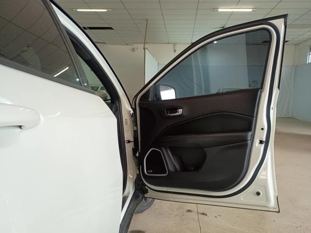 Jeep Compass Limited S 2021 — foto 16