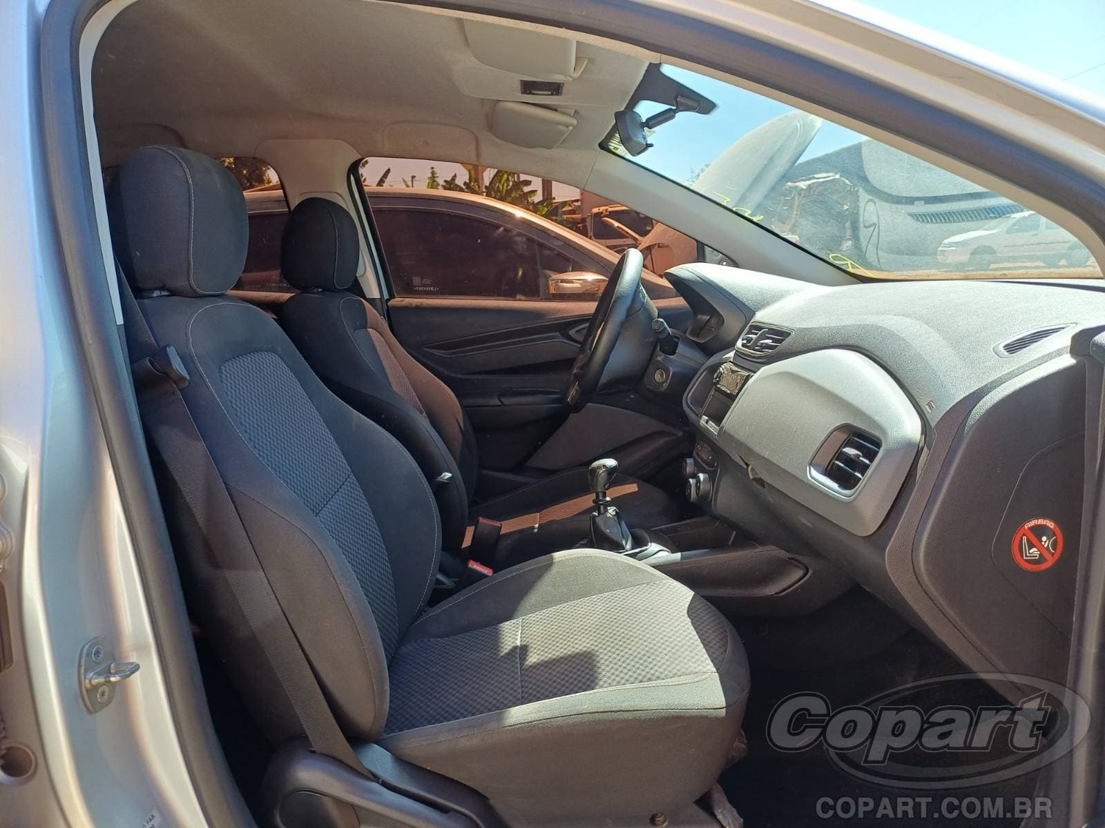Chevrolet Onix 2020 — foto 5