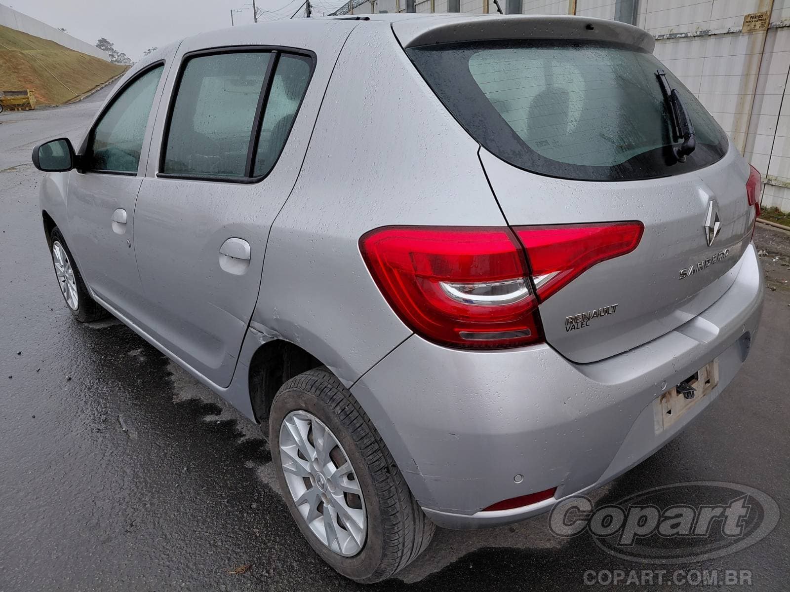 Renault Sandero 2020 — foto 3