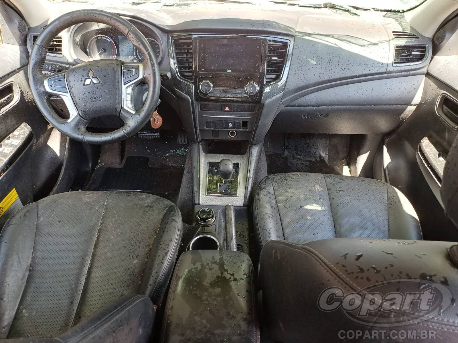 Mitsubishi L200 Triton 2025 — foto 9