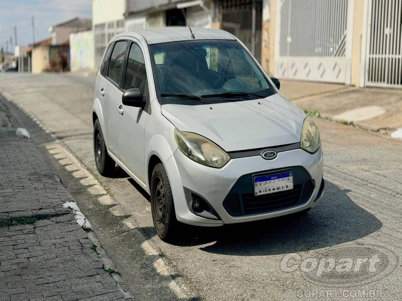 Ford Fiesta 2014 — foto 1