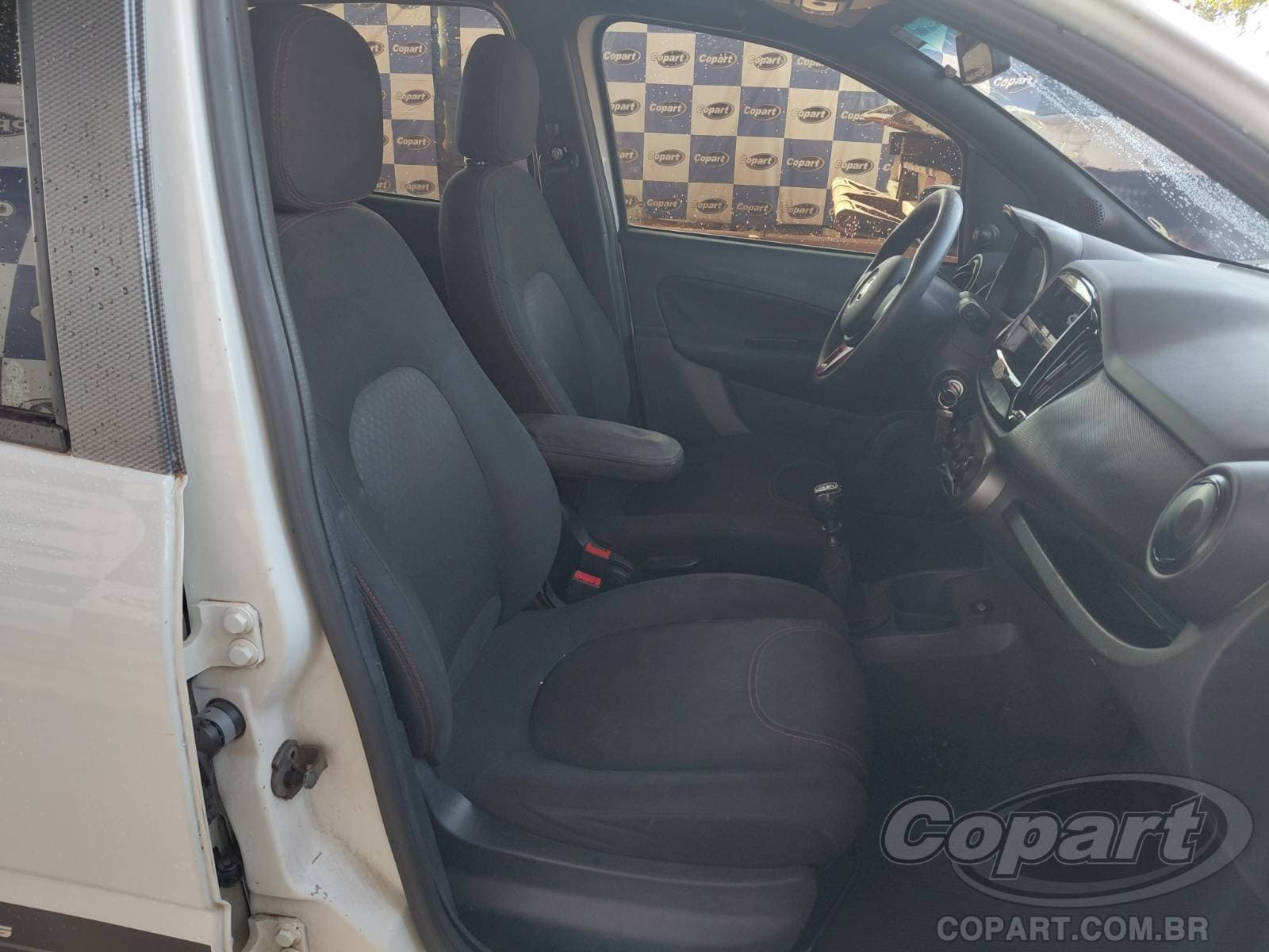 Fiat UNO 2015 — foto 5