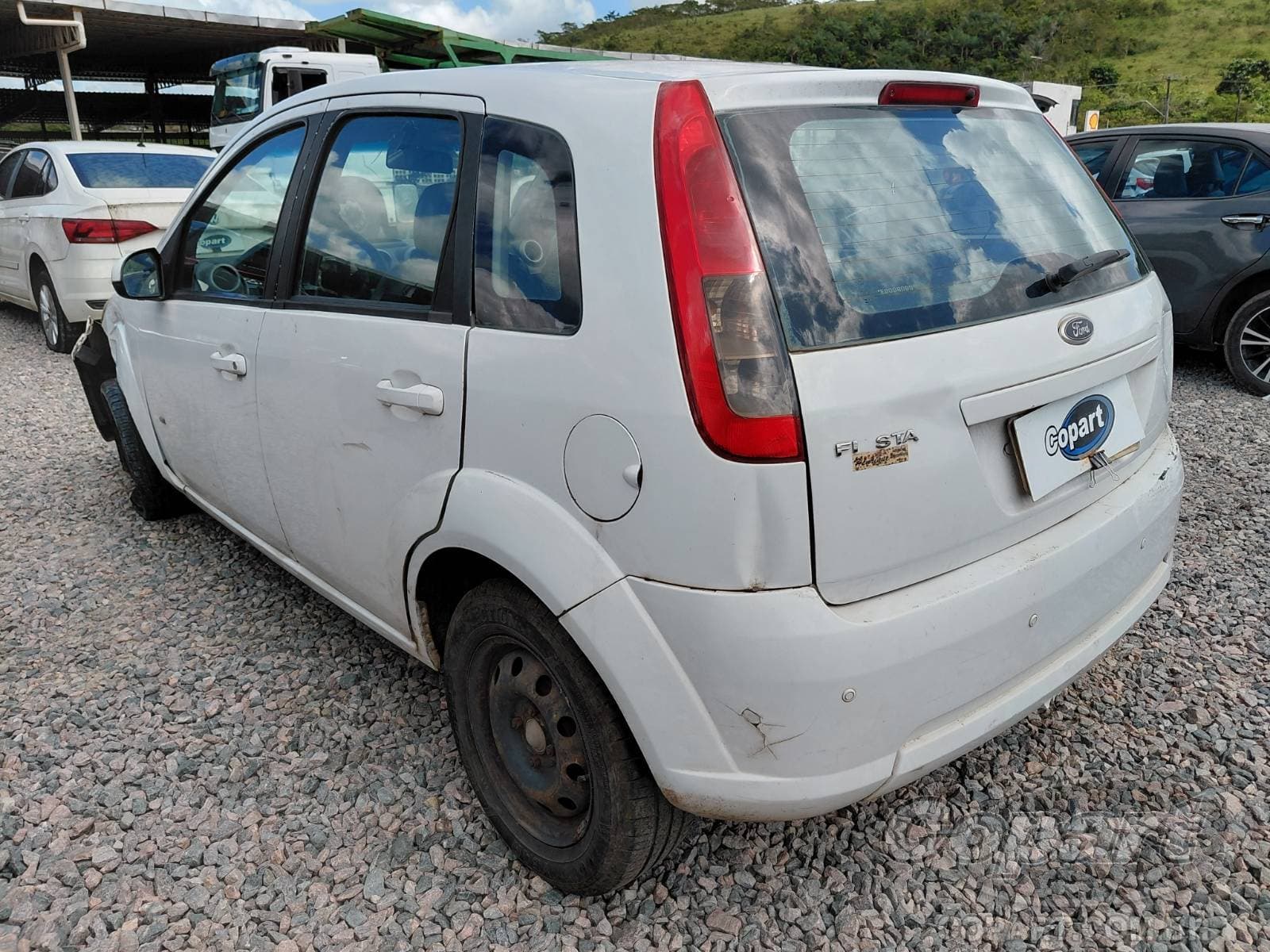 Ford Fiesta 2014 — foto 3