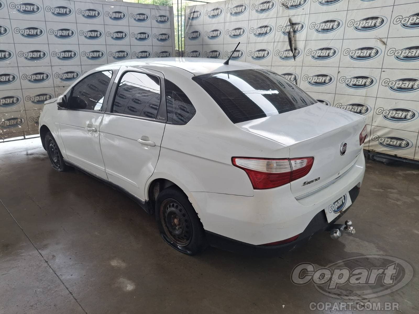 Fiat Grand Siena 2014 — foto 3