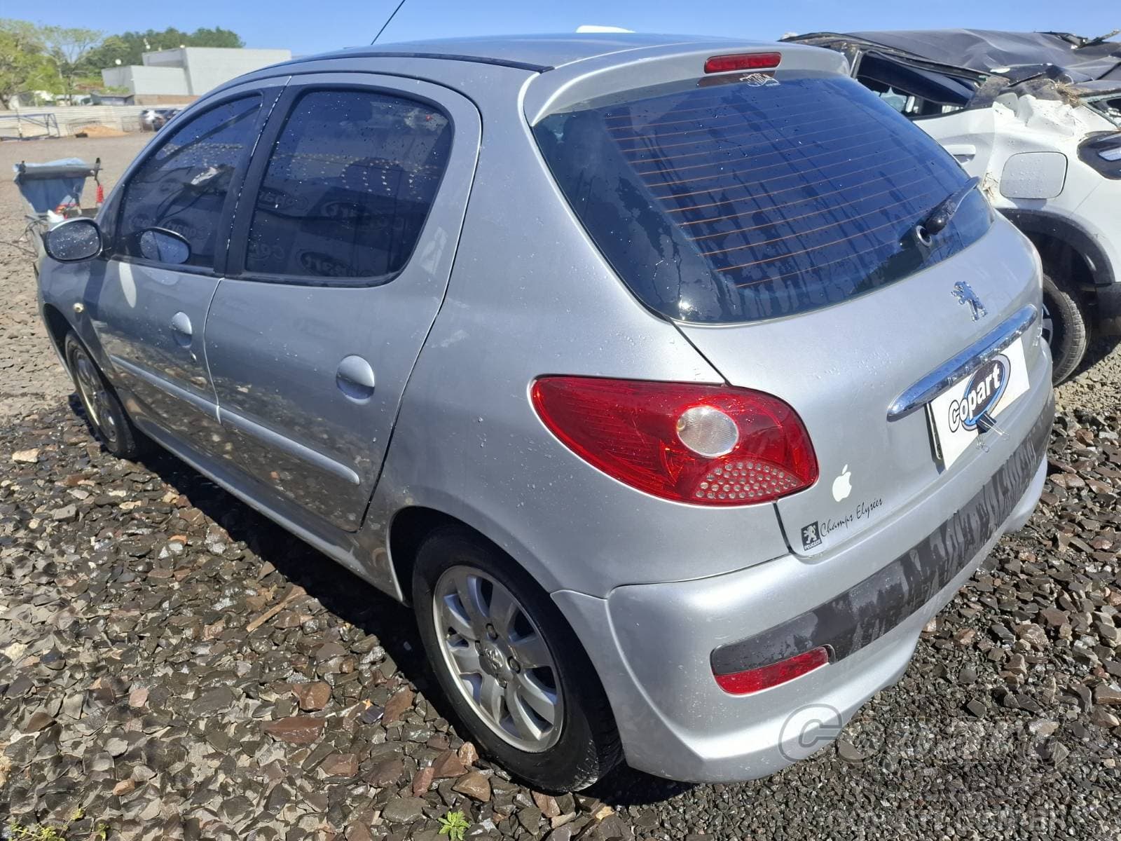 Peugeot 207 2010 — foto 3