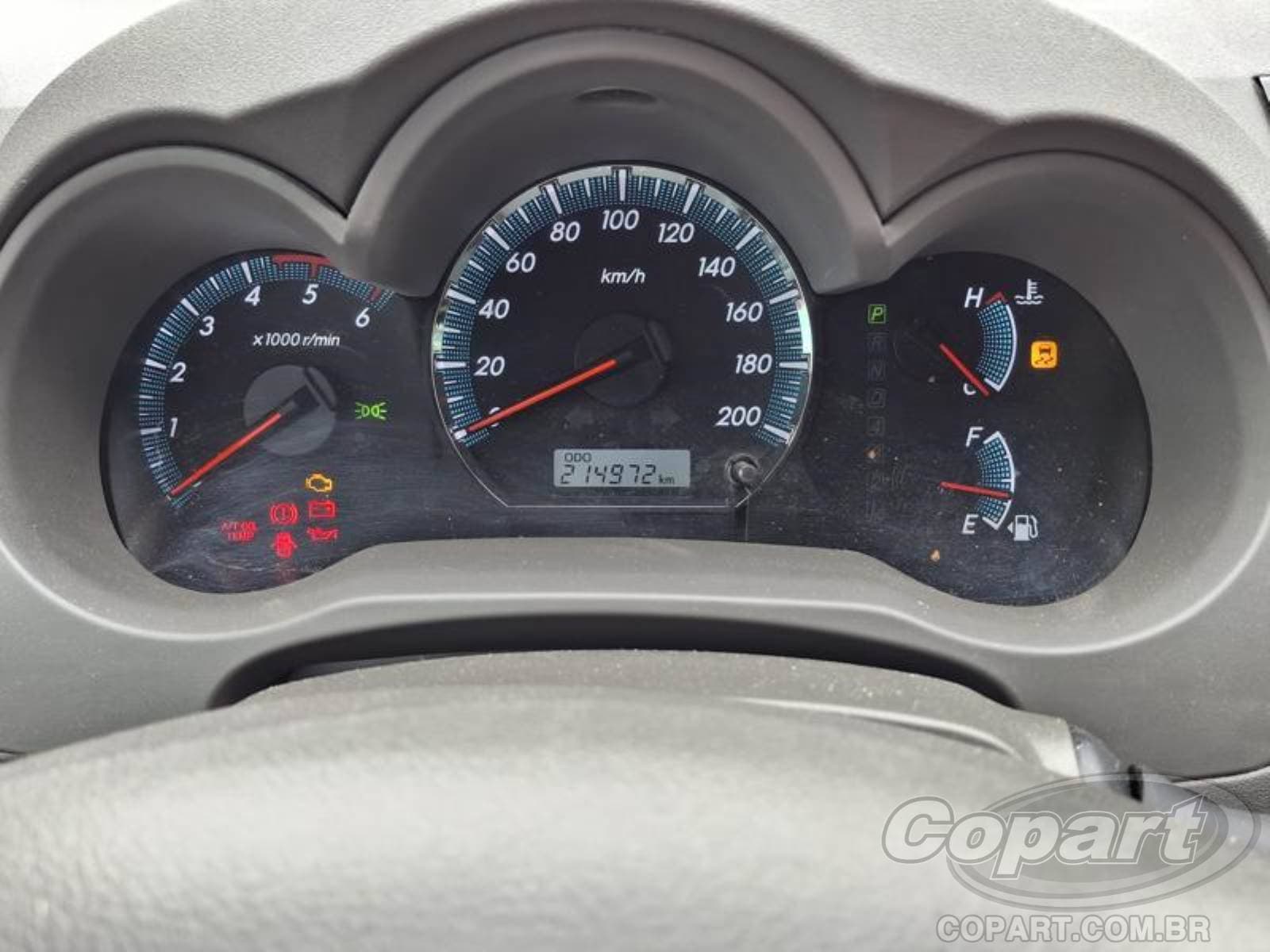 Toyota Hilux SW4 2013 — foto 8