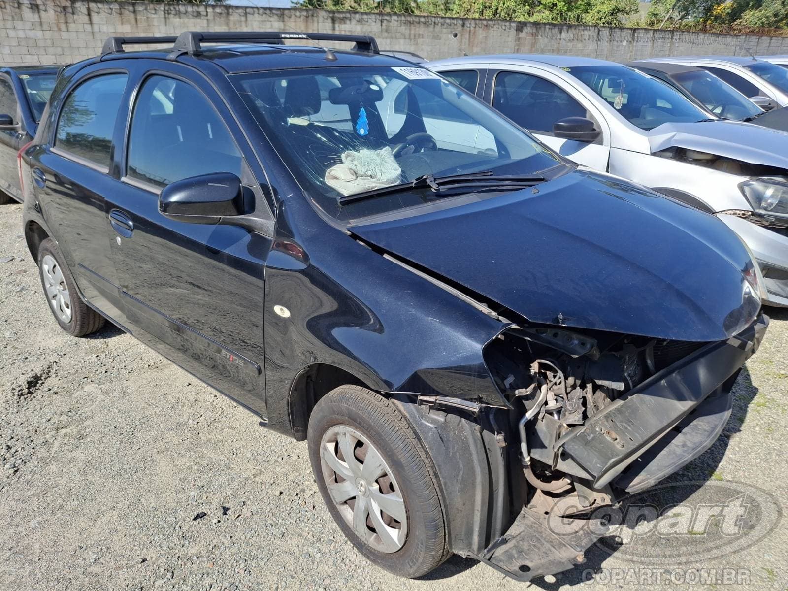 Toyota Etios 2016 — foto 1