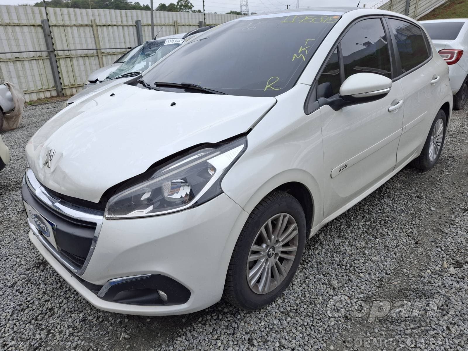 Peugeot 208 2018 — foto 2