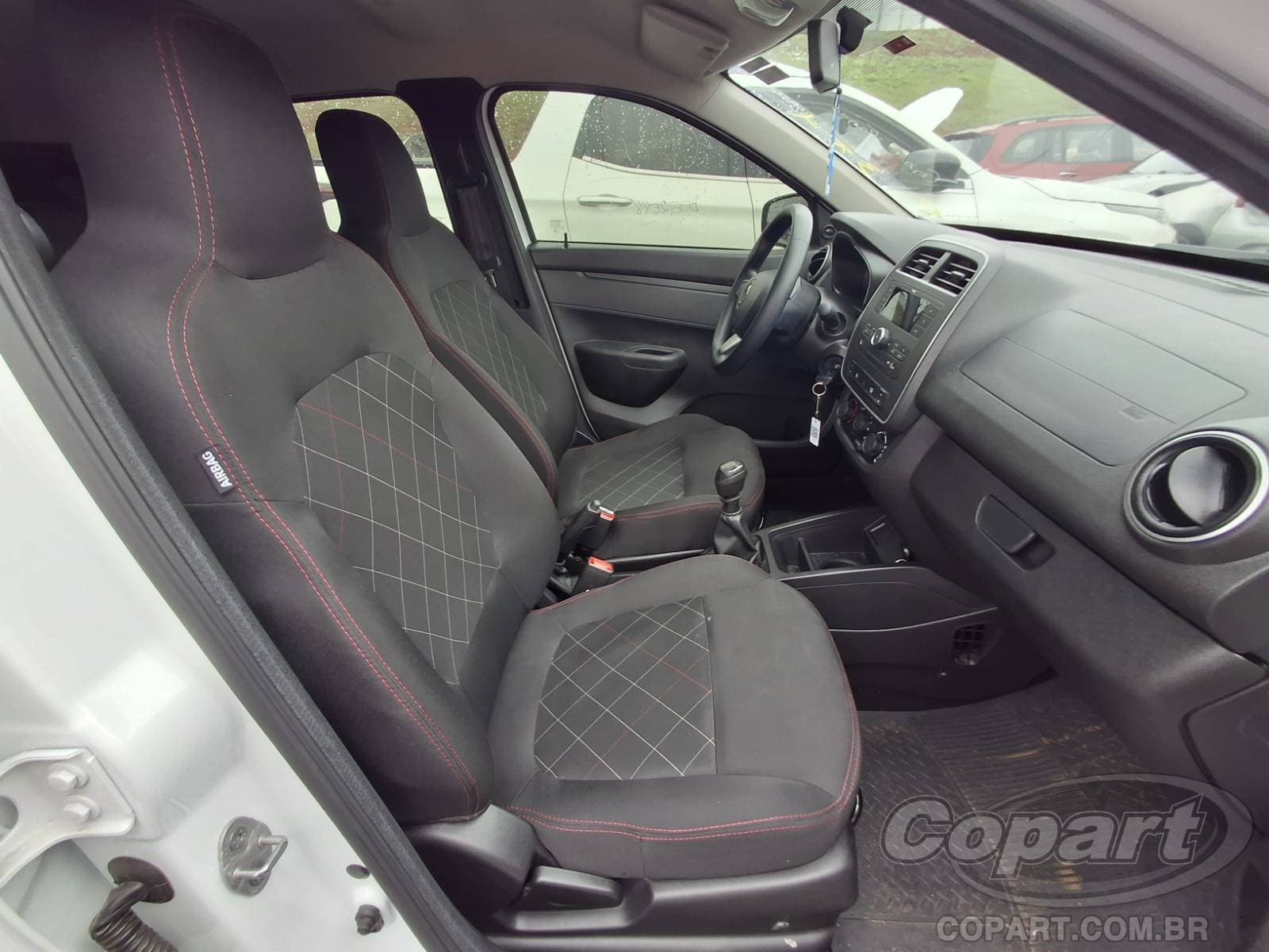 Renault Kwid 2021 — foto 5