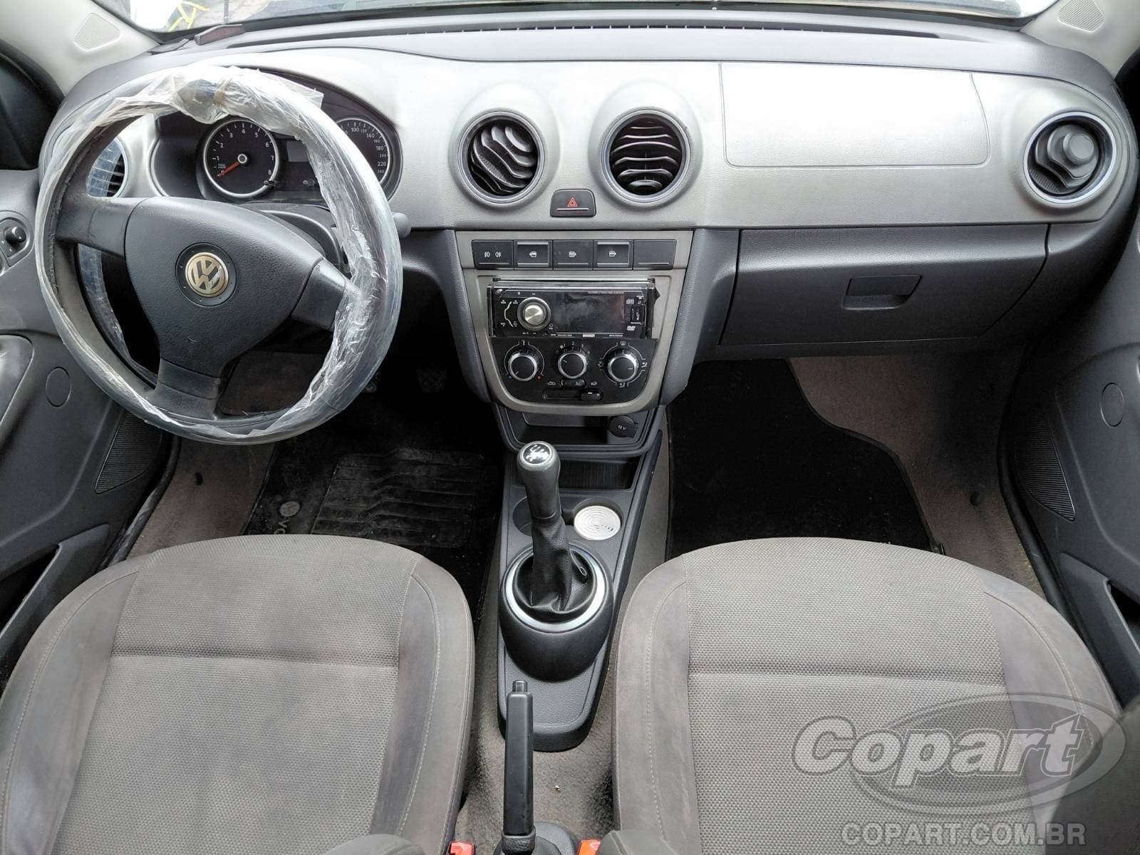 Volkswagen Voyage 2010 — foto 9