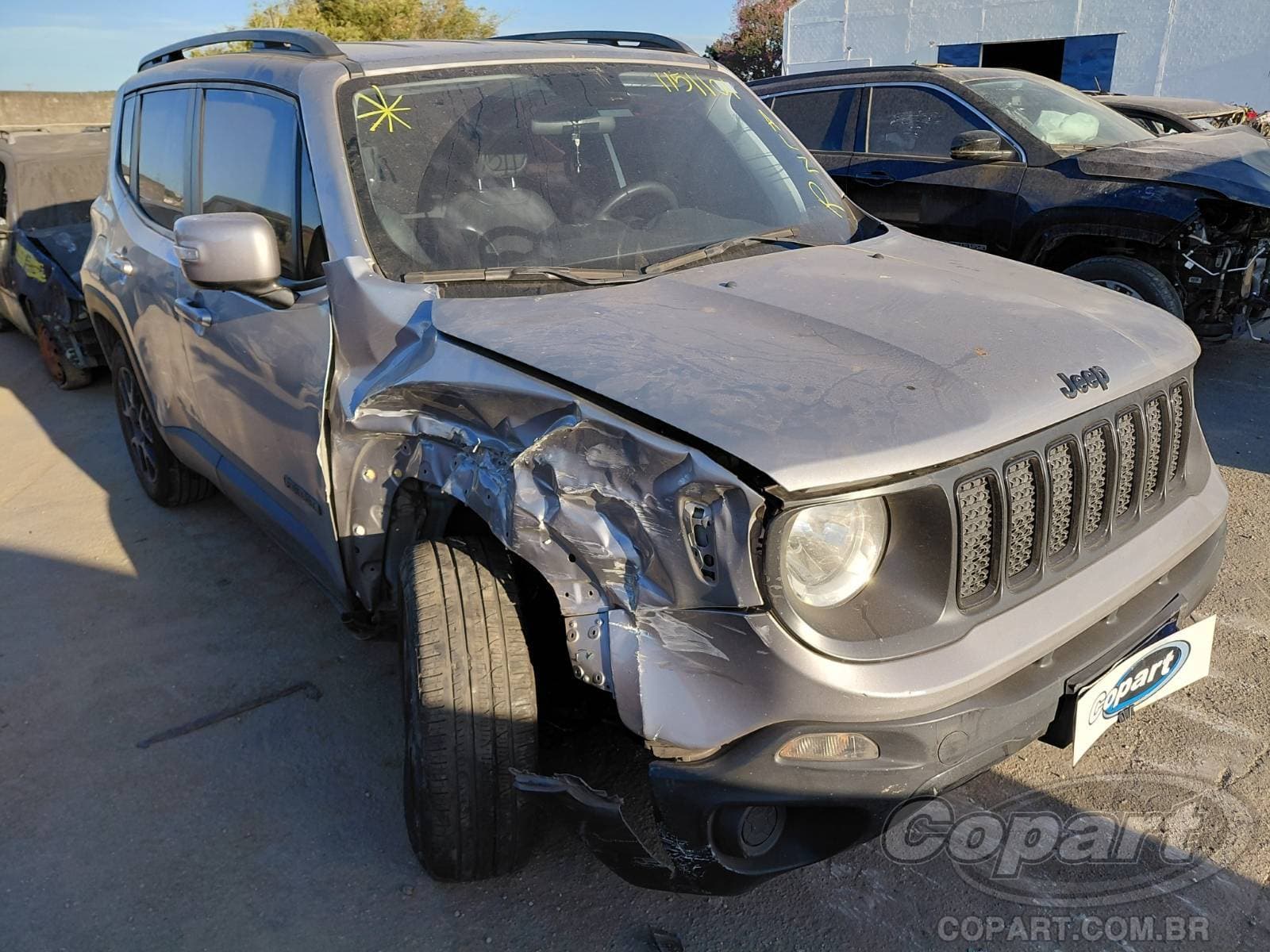 Jeep Renegade 2021 — foto 1