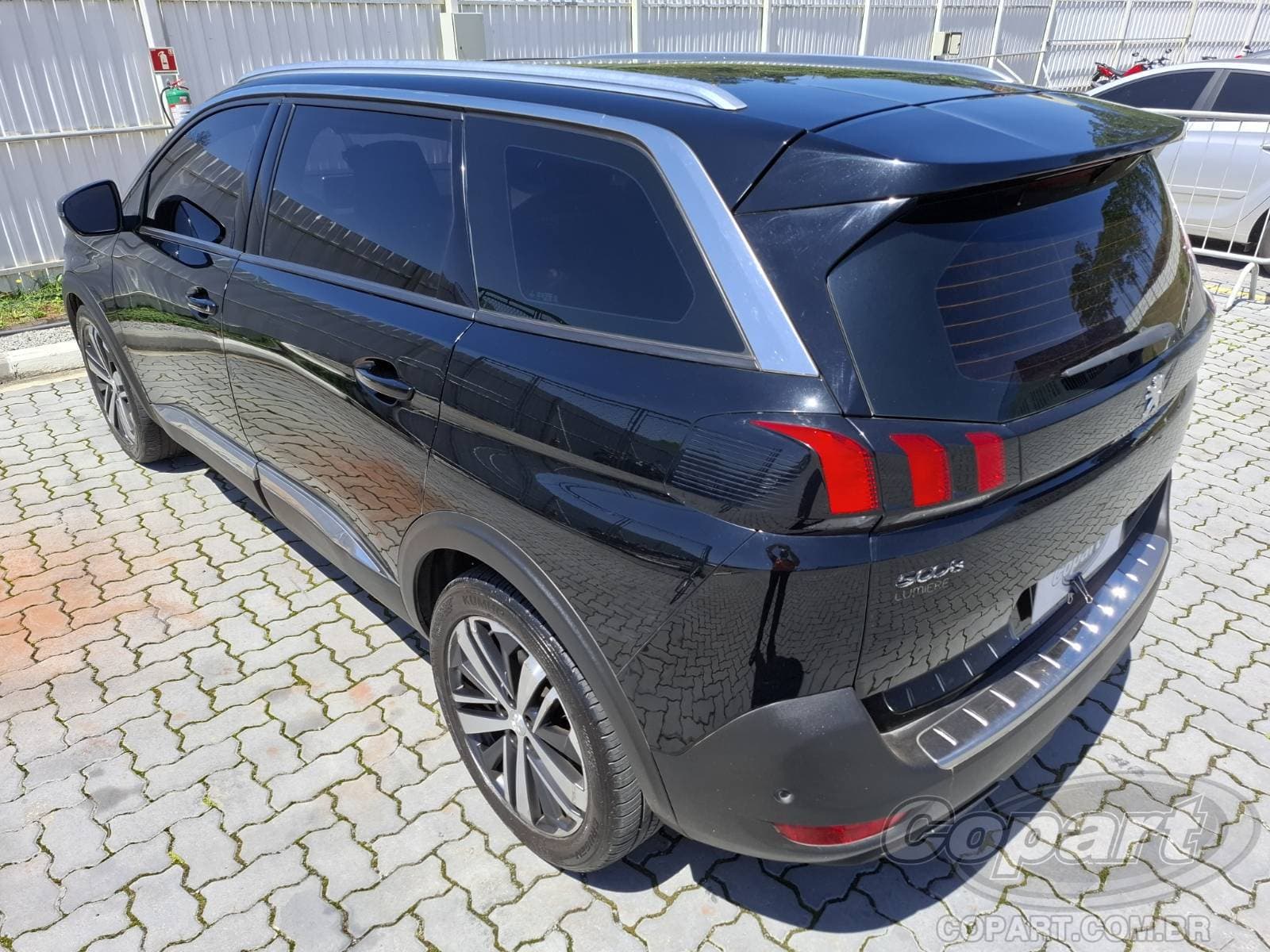 Peugeot 5008 2019 — foto 3