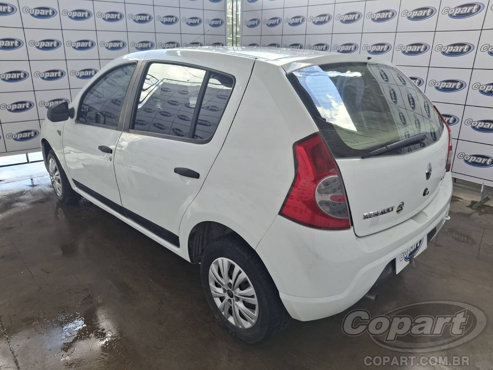 Renault Sandero 2011 — foto 3
