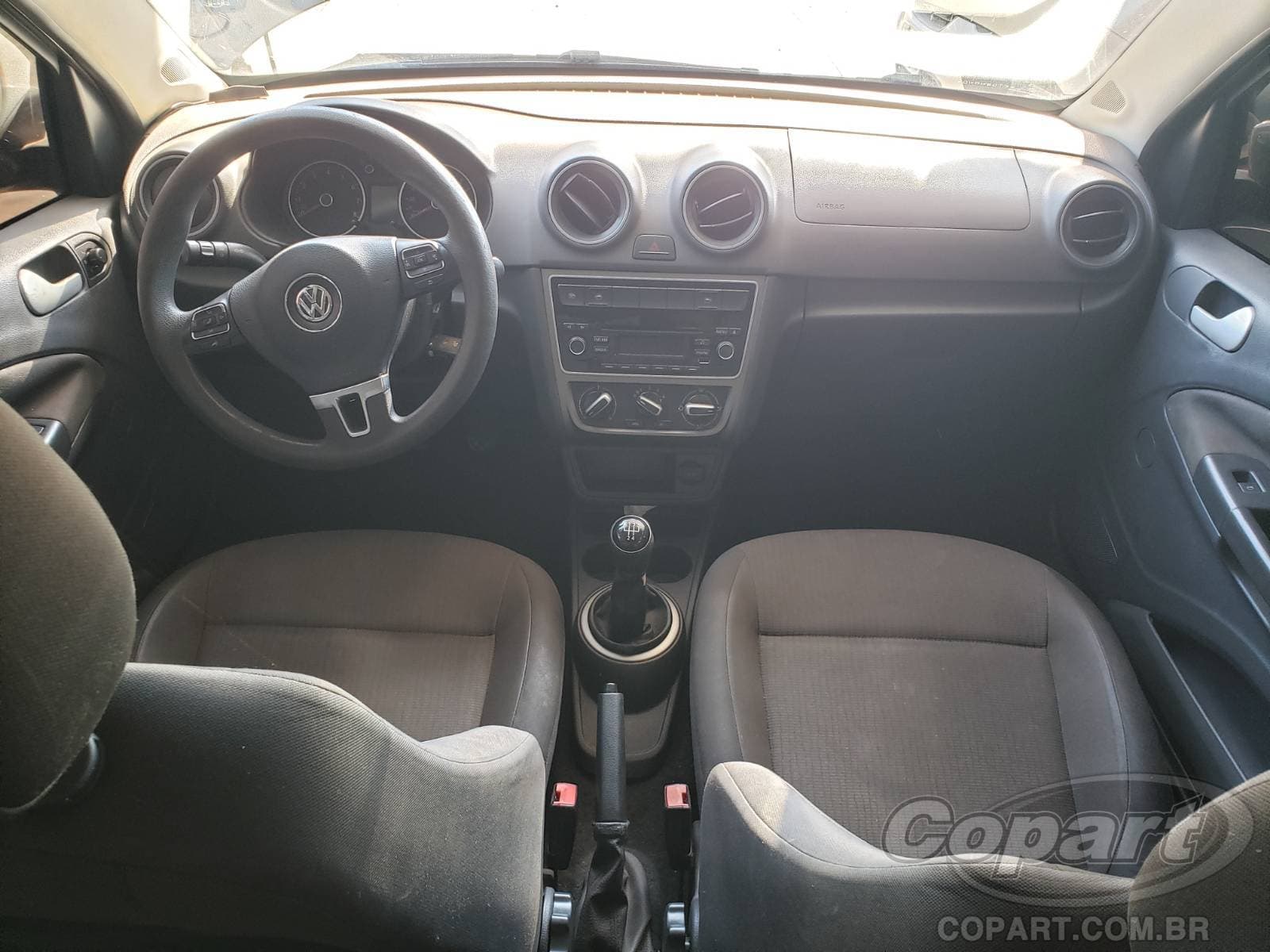 Volkswagen Voyage 2014 — foto 9