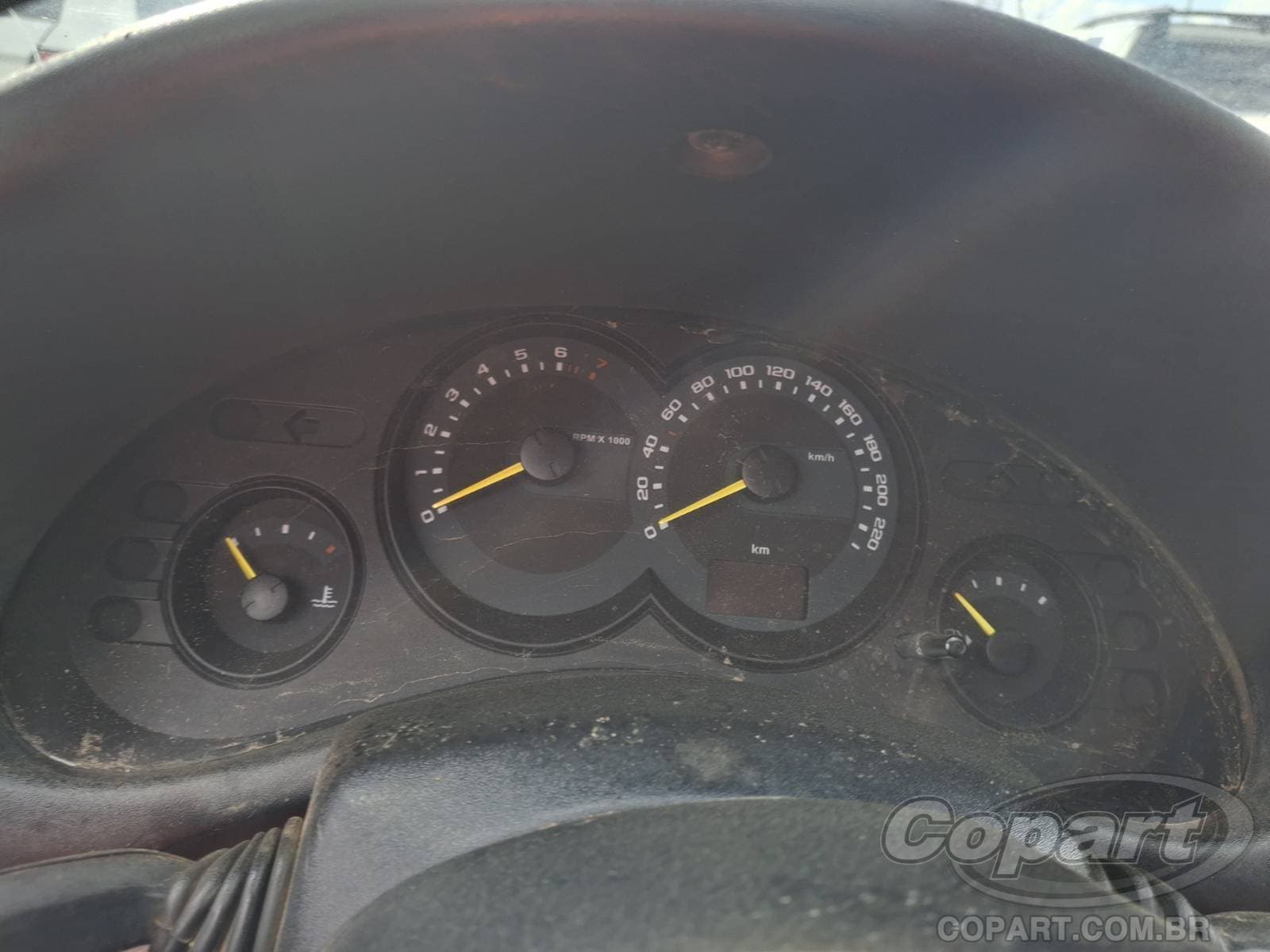 Chevrolet Classic 2012 — foto 8
