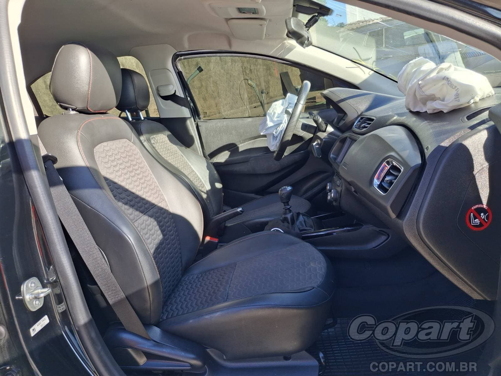 Chevrolet Onix 2018 — foto 5