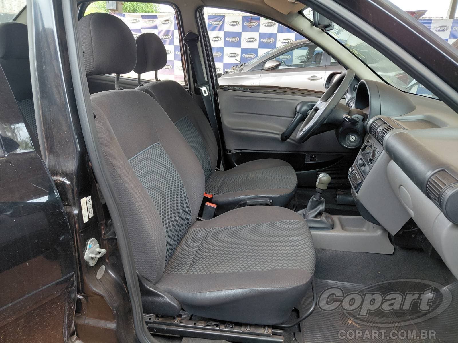 Chevrolet Classic 2012 — foto 5