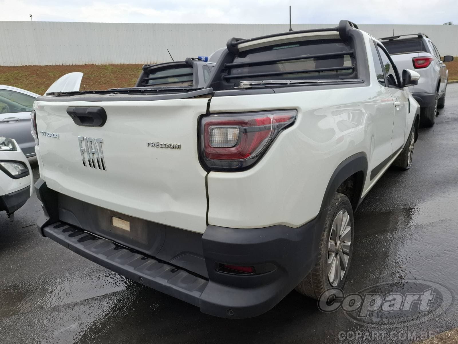 Fiat Strada 2021 — foto 4