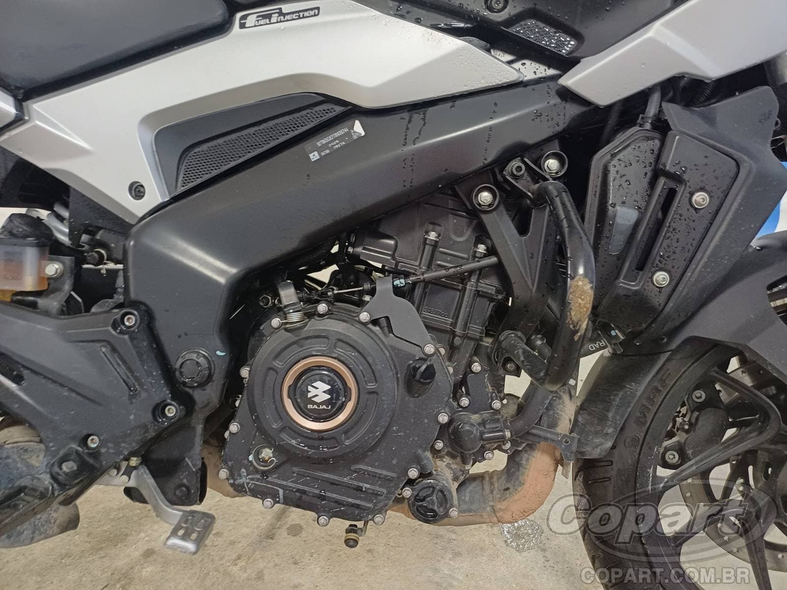 Bajaj Dominar 2026 — foto 5
