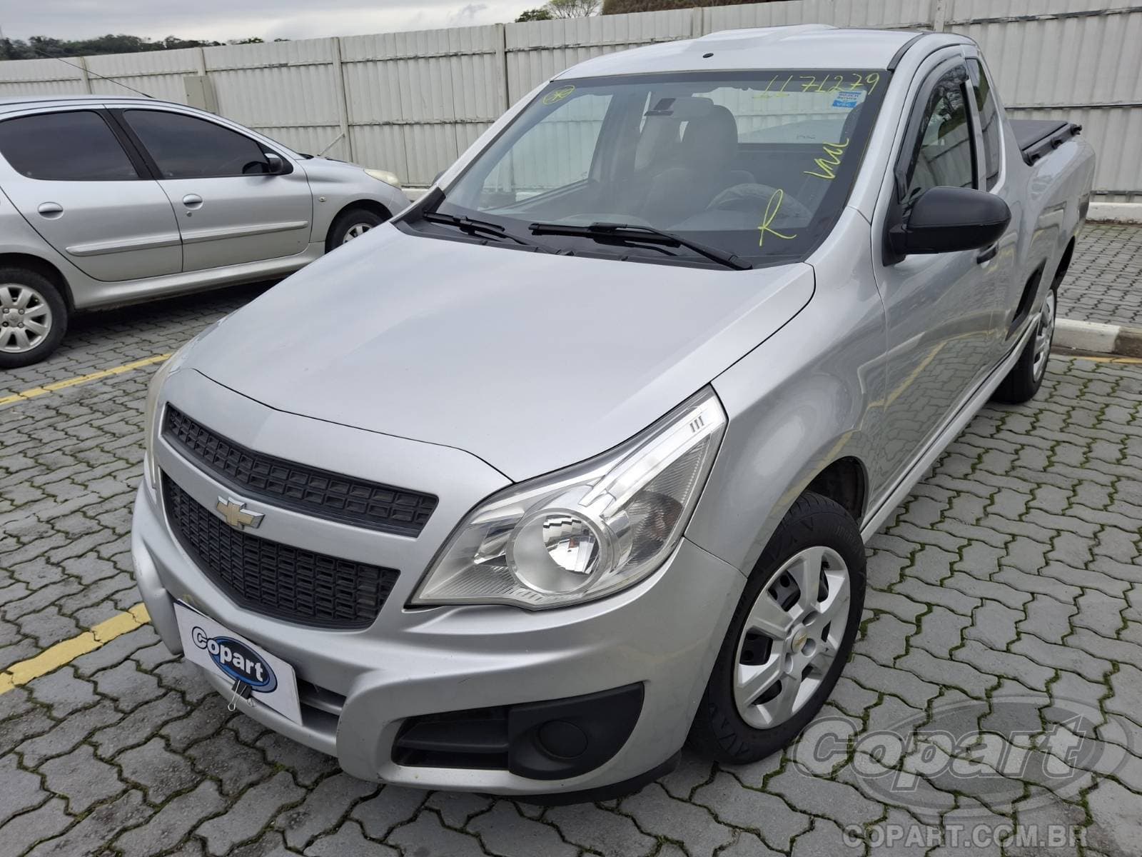 Chevrolet Montana 2018 — foto 2