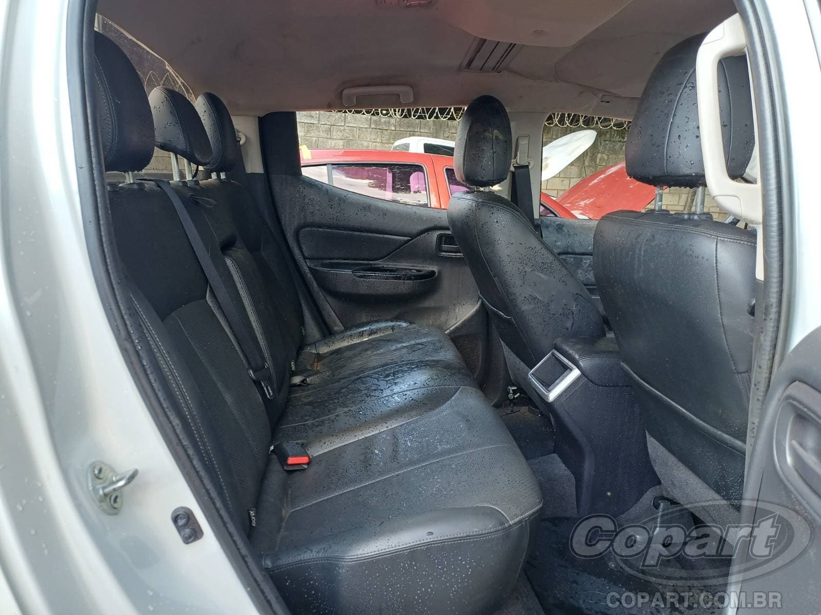 Mitsubishi L200 Triton 2025 — foto 6