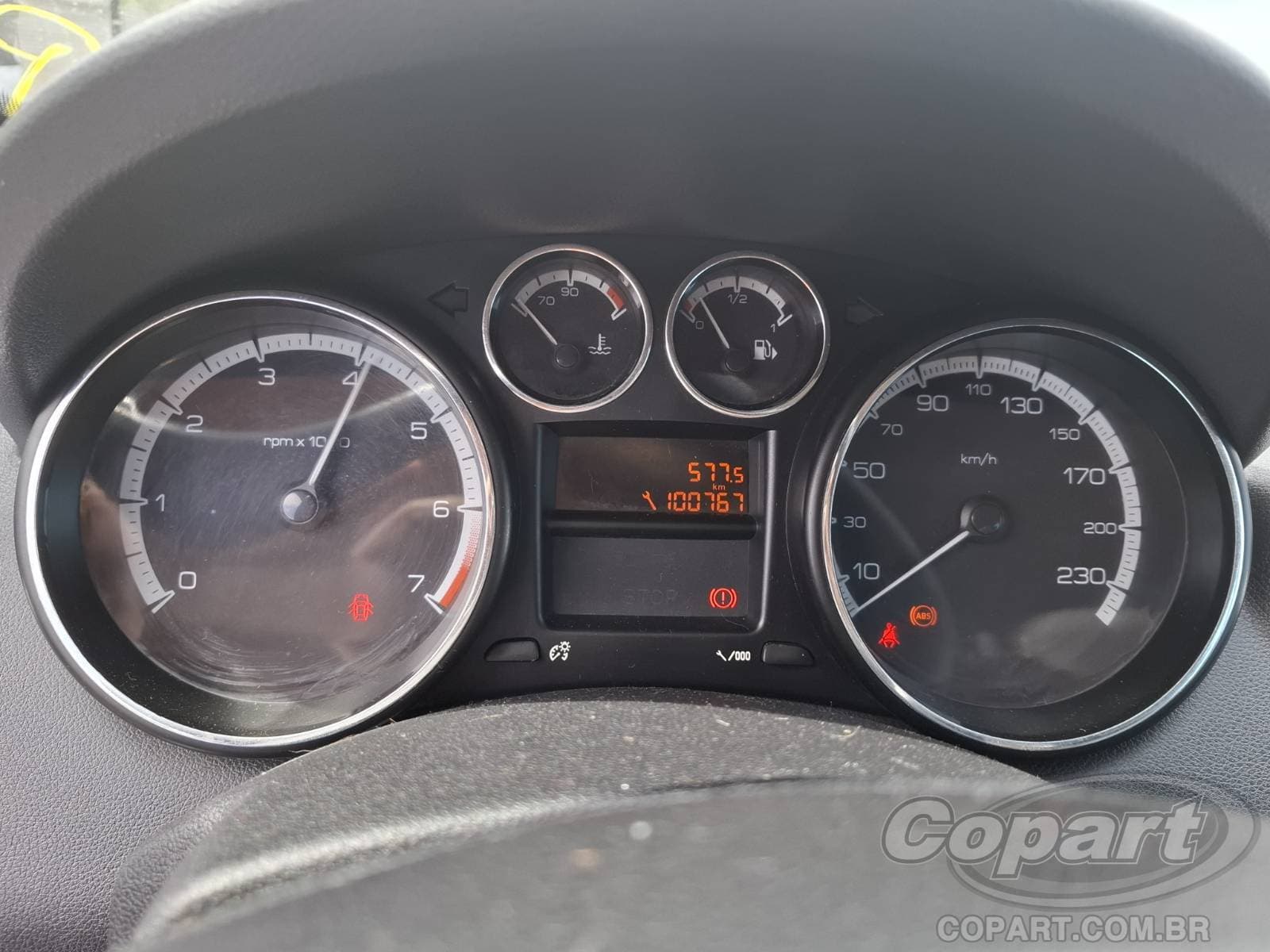 Peugeot 308 2013 — foto 8