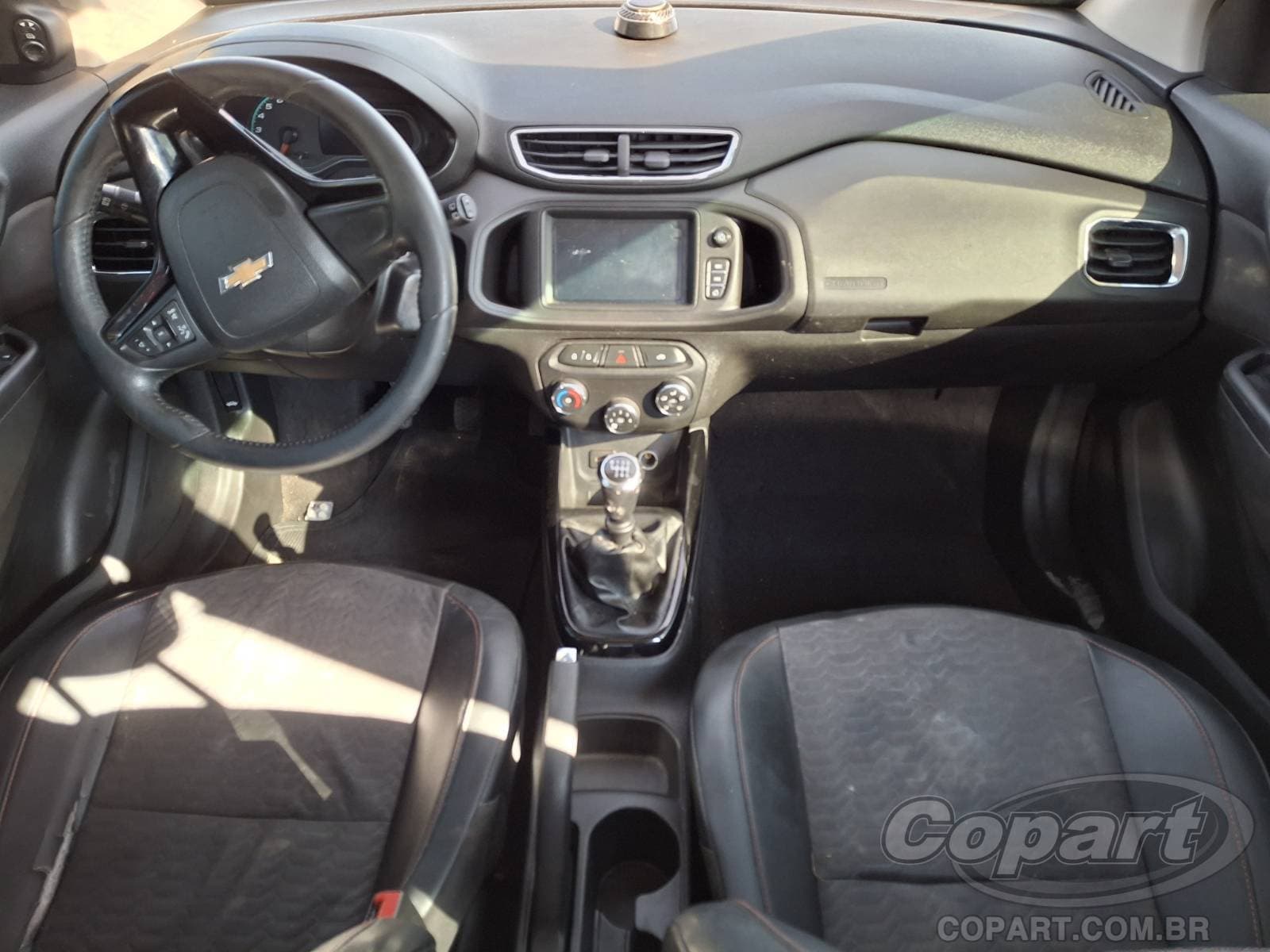 Chevrolet Onix 2018 — foto 9