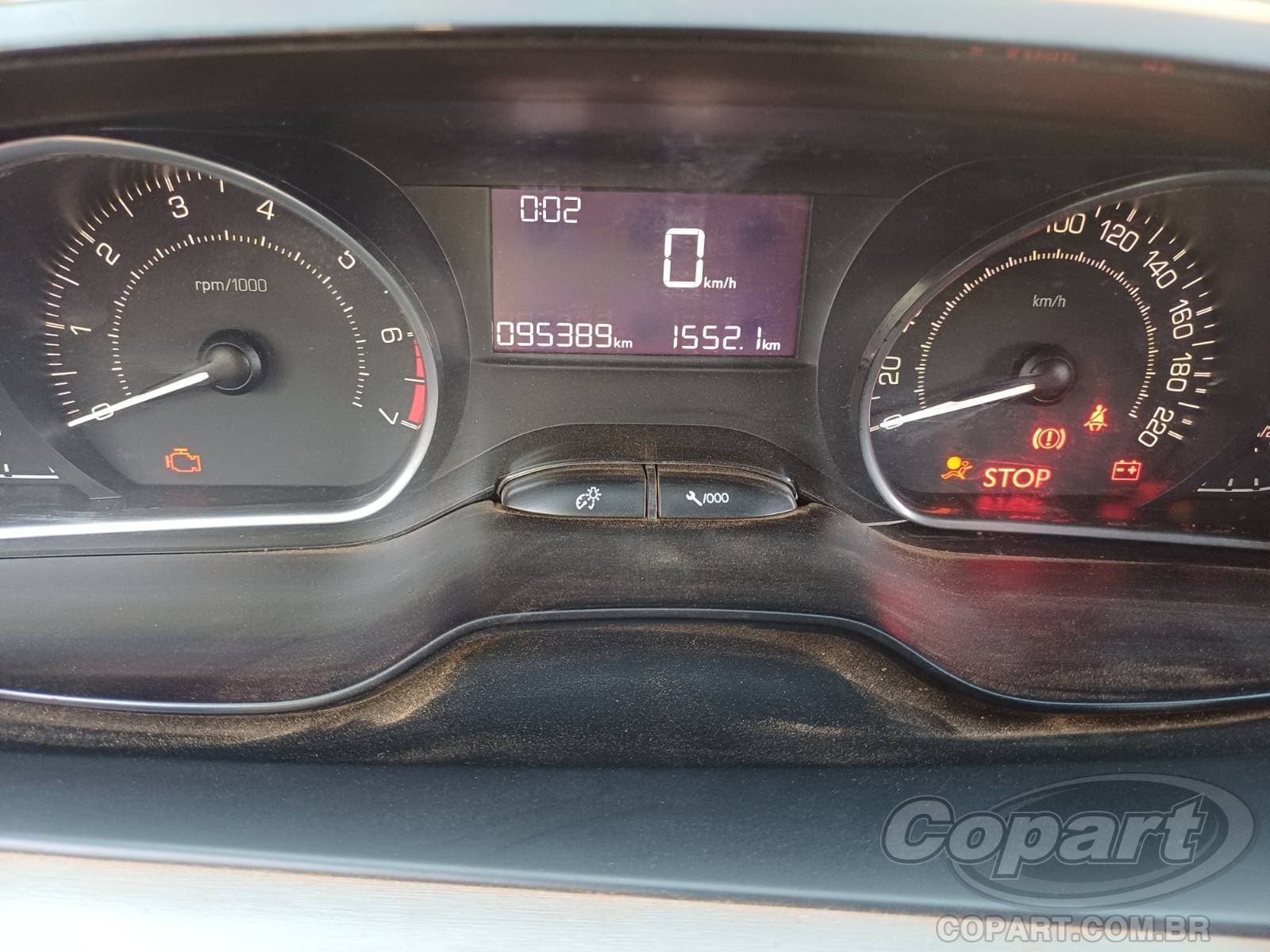 Peugeot 208 2014 — foto 8