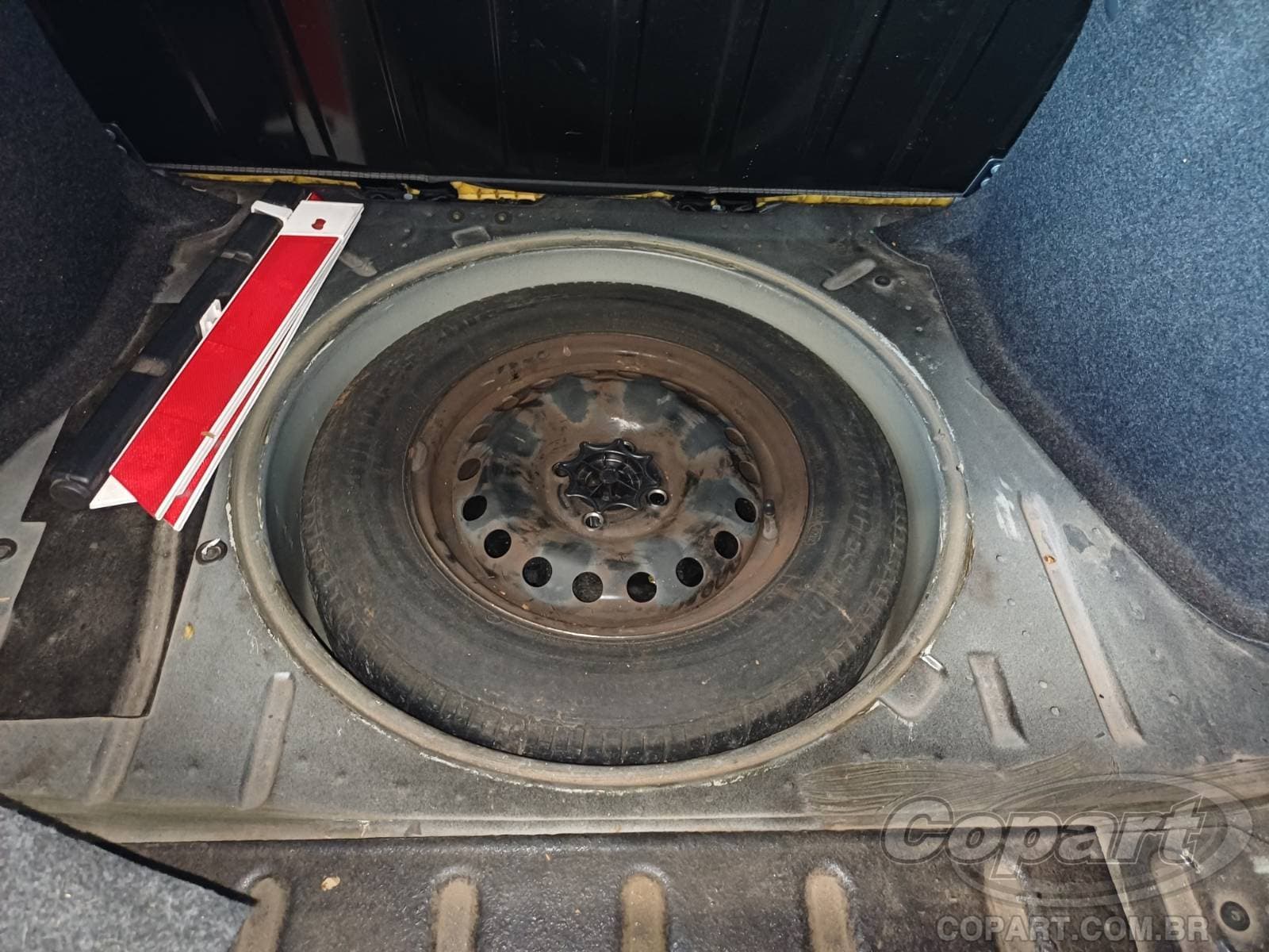 Volkswagen Voyage 2013 — foto 10