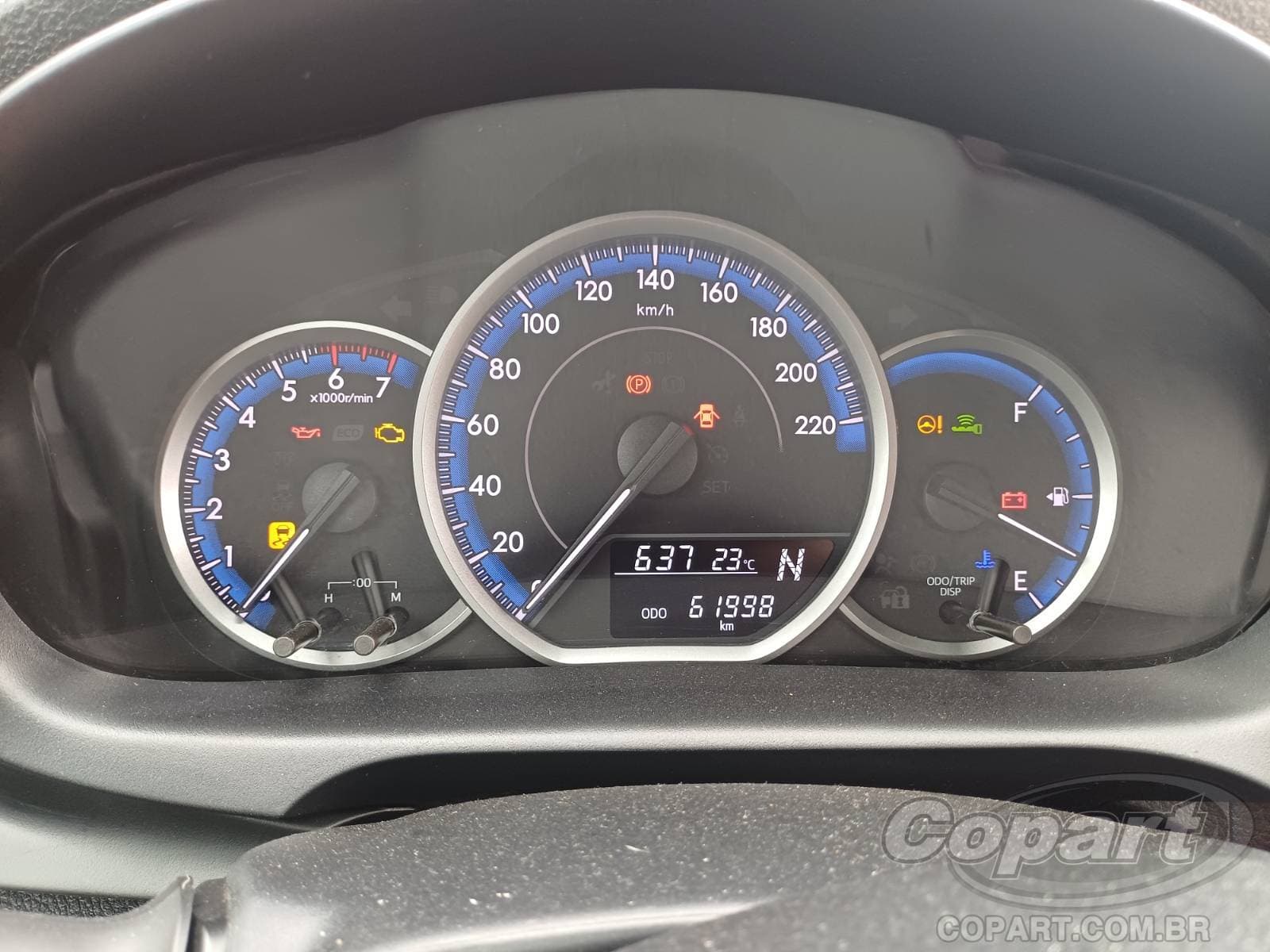 Toyota Yaris 2021 — foto 8