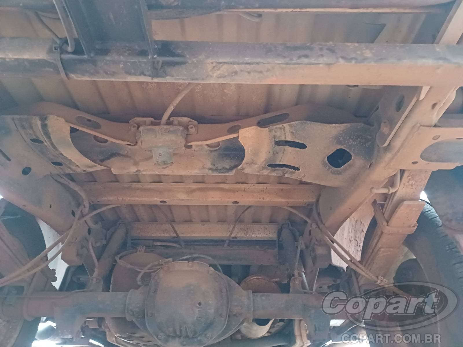 Volkswagen Amarok 2012 — foto 10