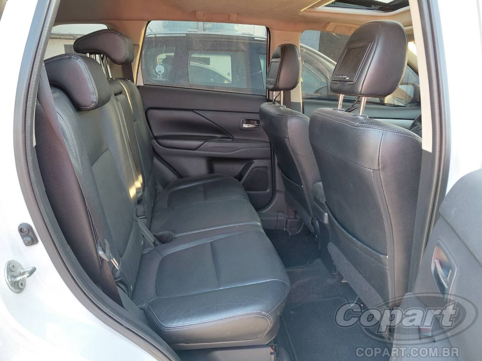Mitsubishi Outlander 2014 — foto 6